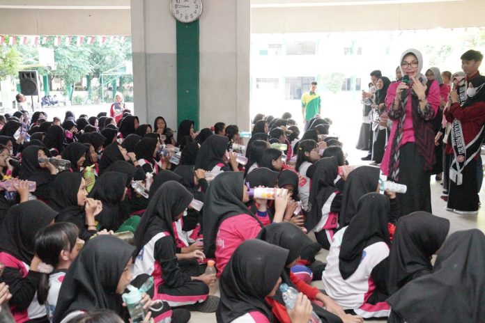 Remaja Putri Rutin Minum Tablet Tambah Darah Upaya Turunkan Stunting-pemkot-pontianak-0